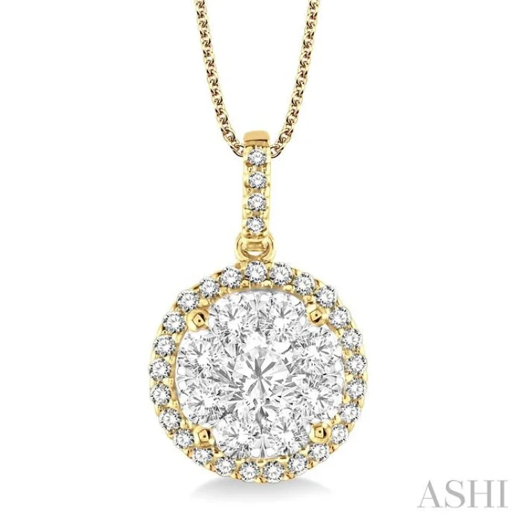 1 1/2 Ctw Lovebright Round Cut Diamond Pendant in 14K Yellow and White Gold with Chain