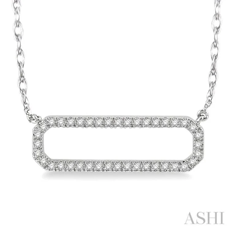 1/6 Ctw Round Cut Diamond Rounded Rectangle Pendant in 10K White Gold