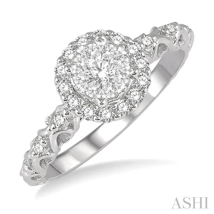 ROUND SHAPE HALO LOVEBRIGHT DIAMOND ENGAGEMENT RING