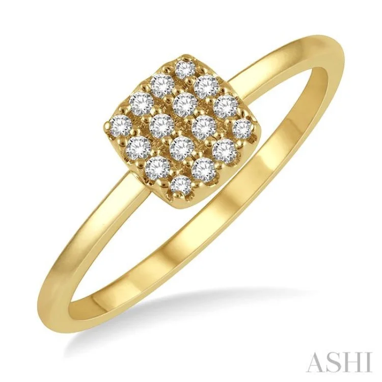 1/8 Ctw Cushion Shape Round Cut Diamond Petite Fashion Ring in 10K Yellow Gold