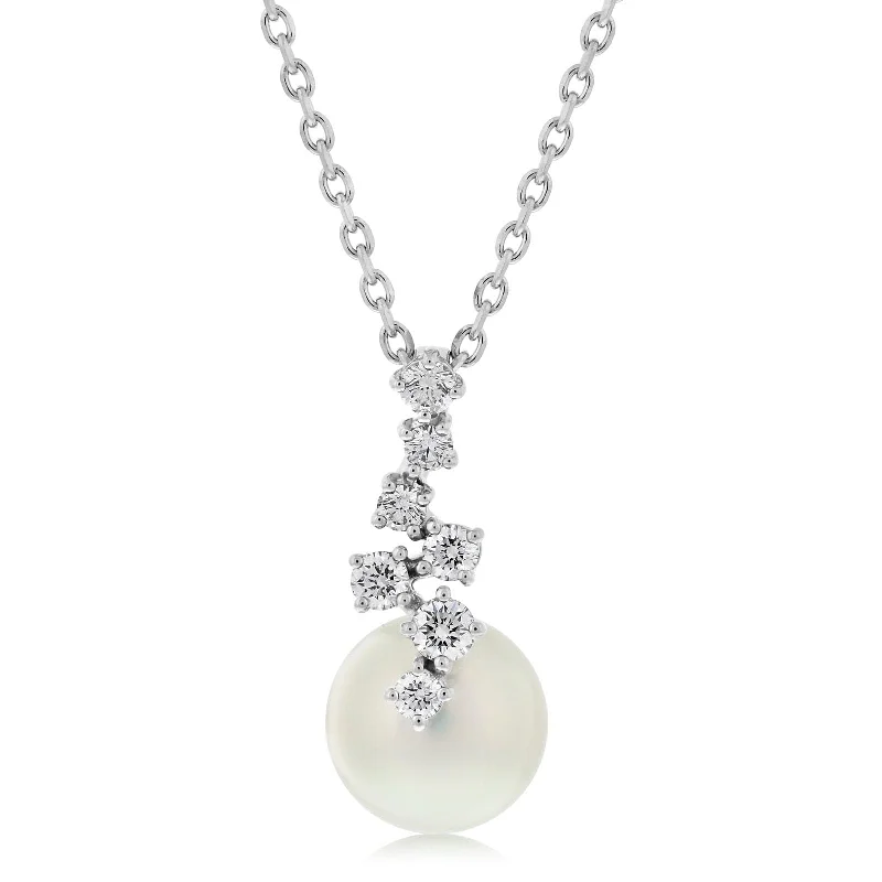 MIKIMOTO Akoya Pearl & Diamond Pendant