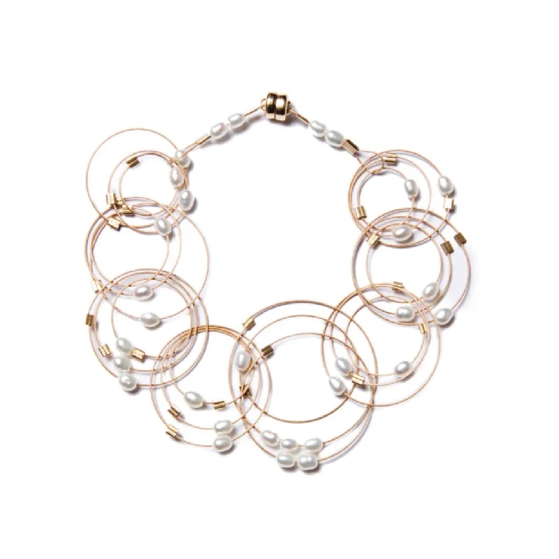 Vertigo Bracelet, Pearls